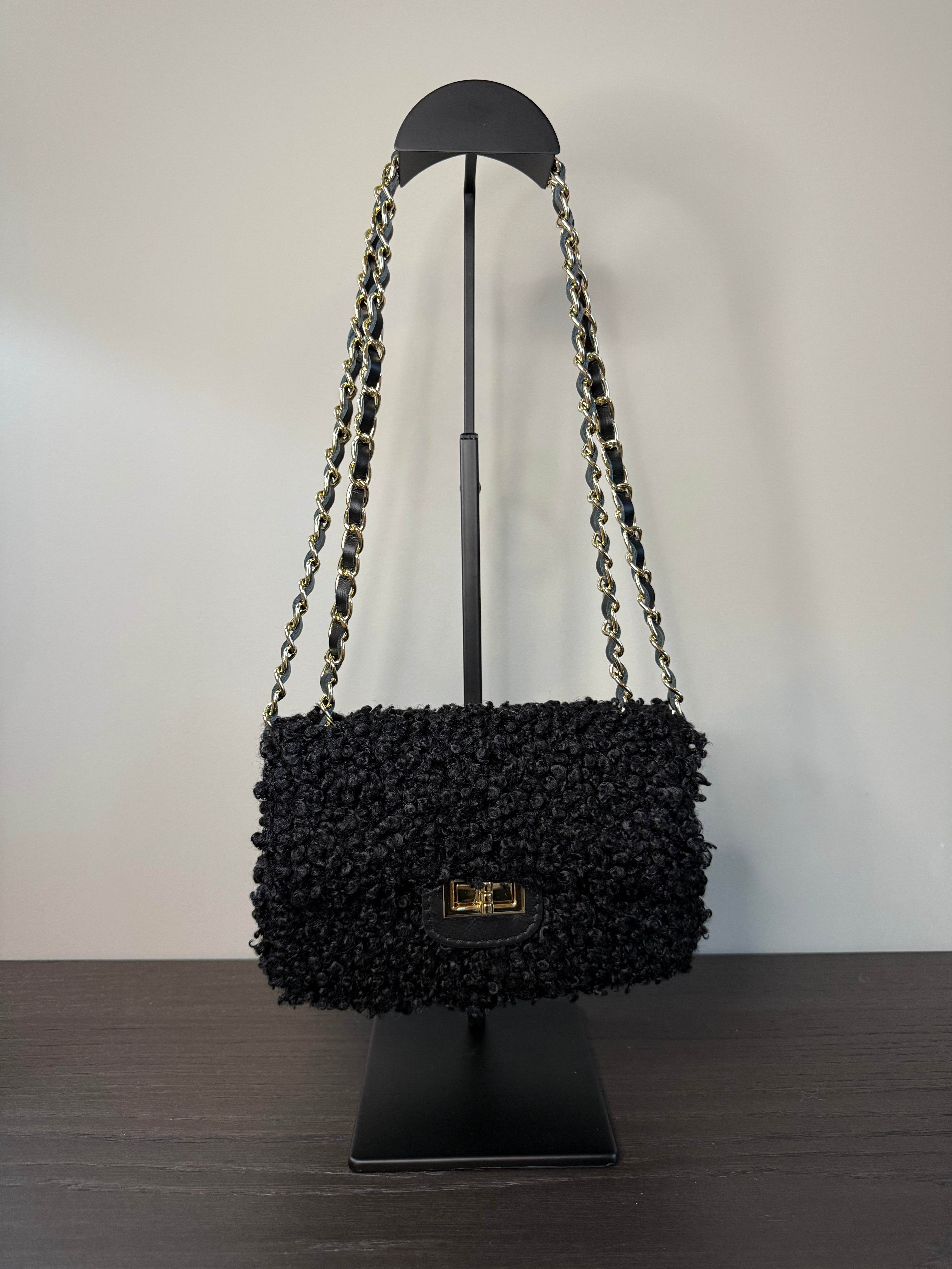 Teddy Schoudertas Black